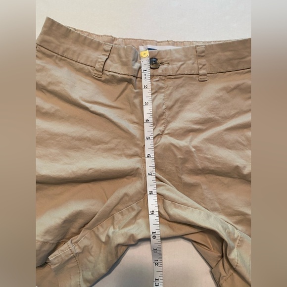 Old Navy Everyday Khaki Shorts Womens Size 2 - Picture 6 of 7